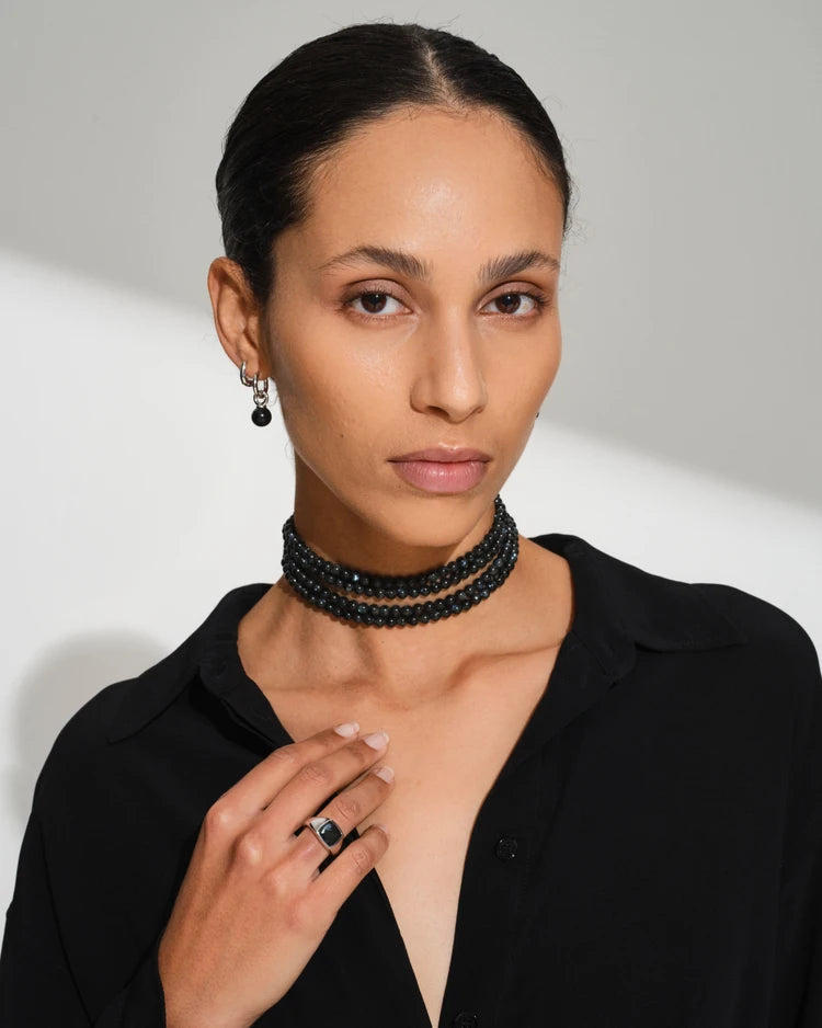 Tom Wood Kay Ring Black Larvikite