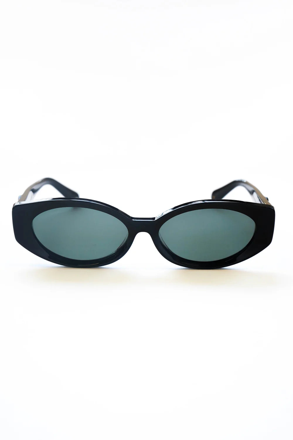 Damson Madder Catty Oval Sunglasses With Bow Detail In Black