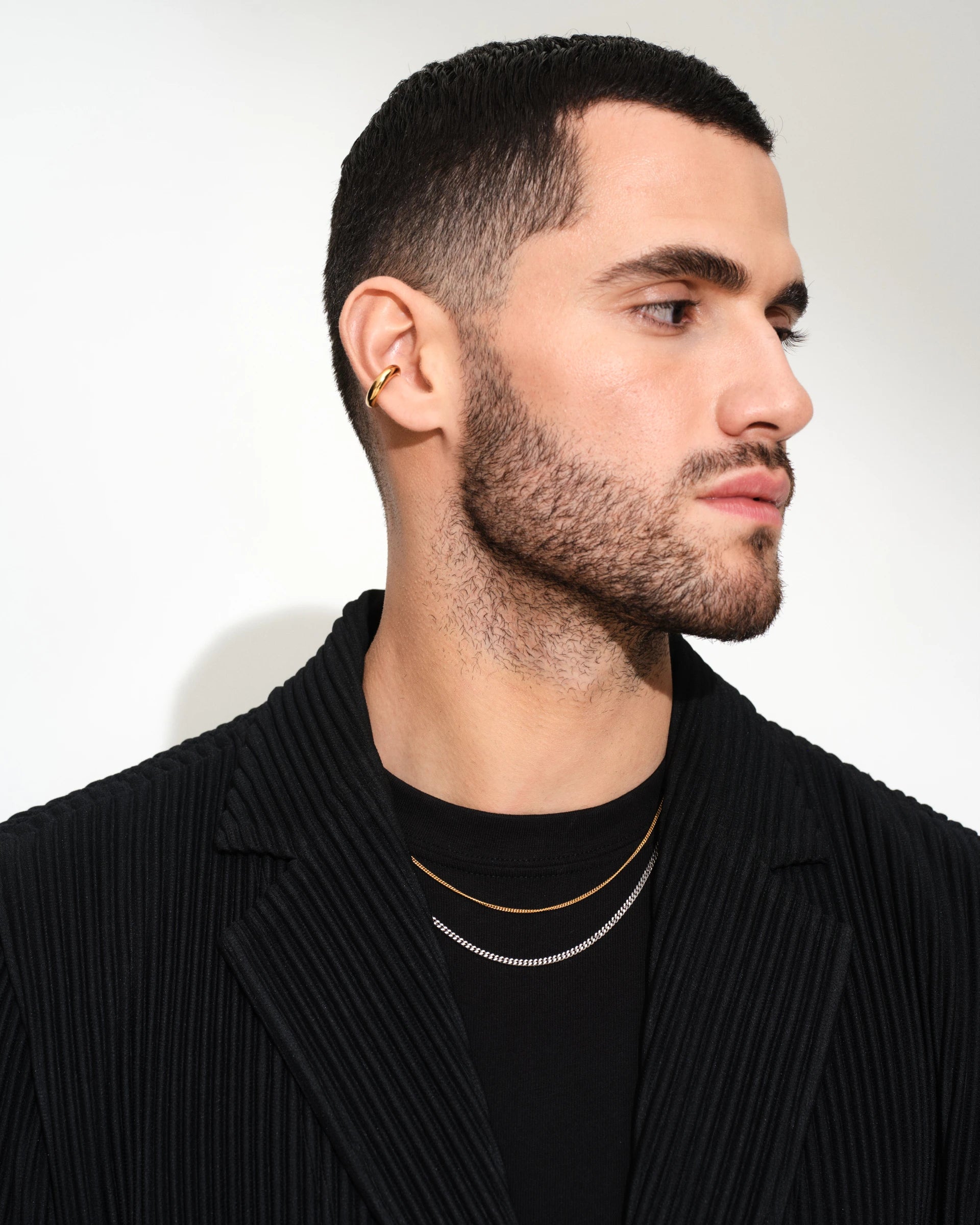 TOMWOOD Chunky Ear Cuff Gold