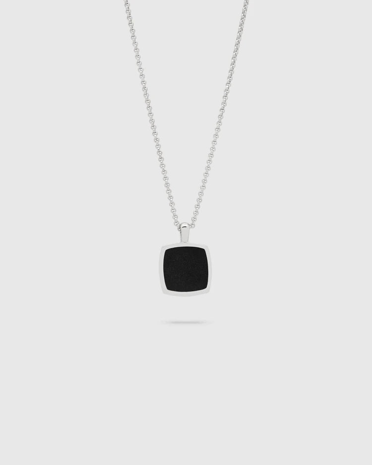 Tom Wood Cushion Pendant Onyx