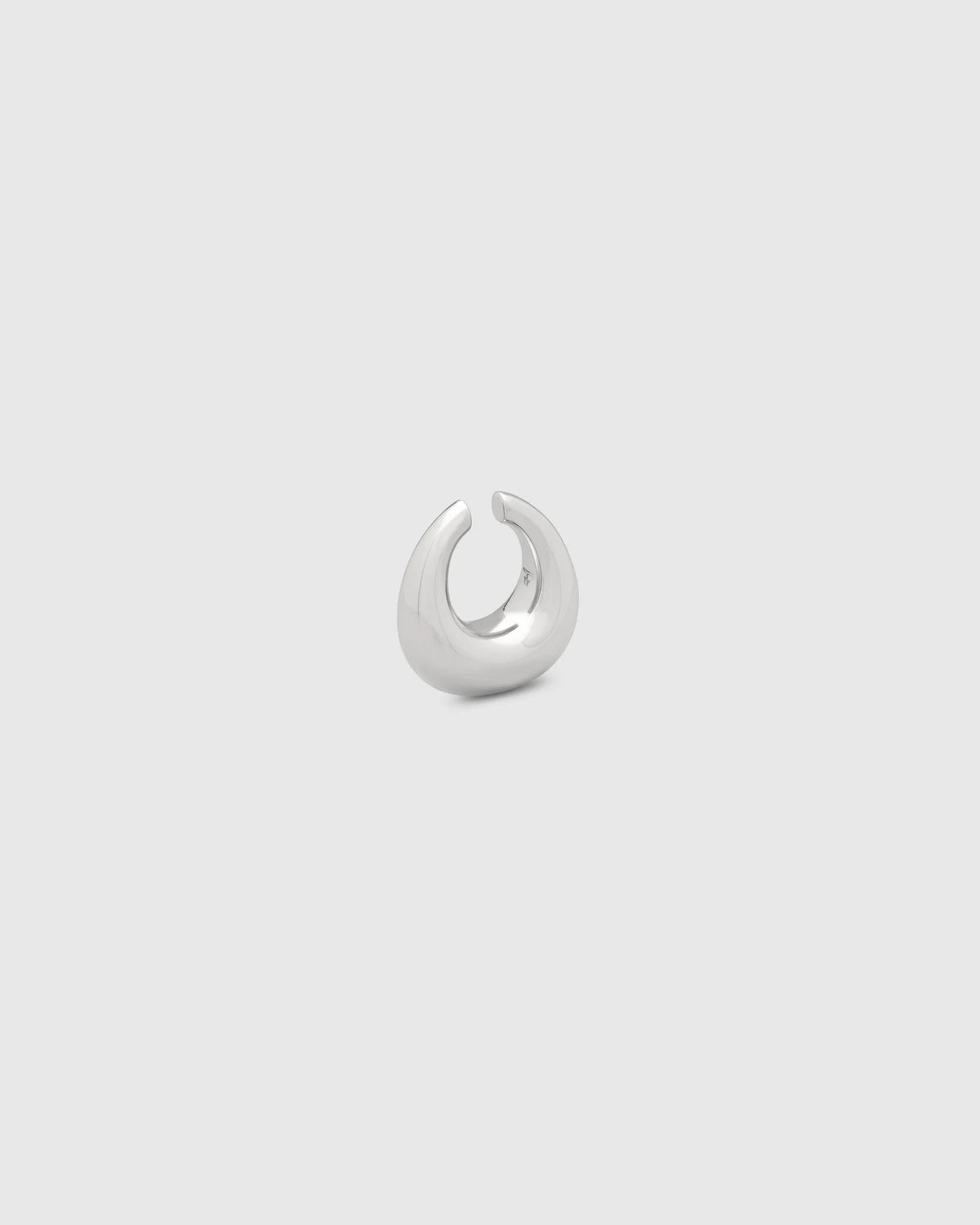TOMWOOD Bao Ear Cuff Medium
