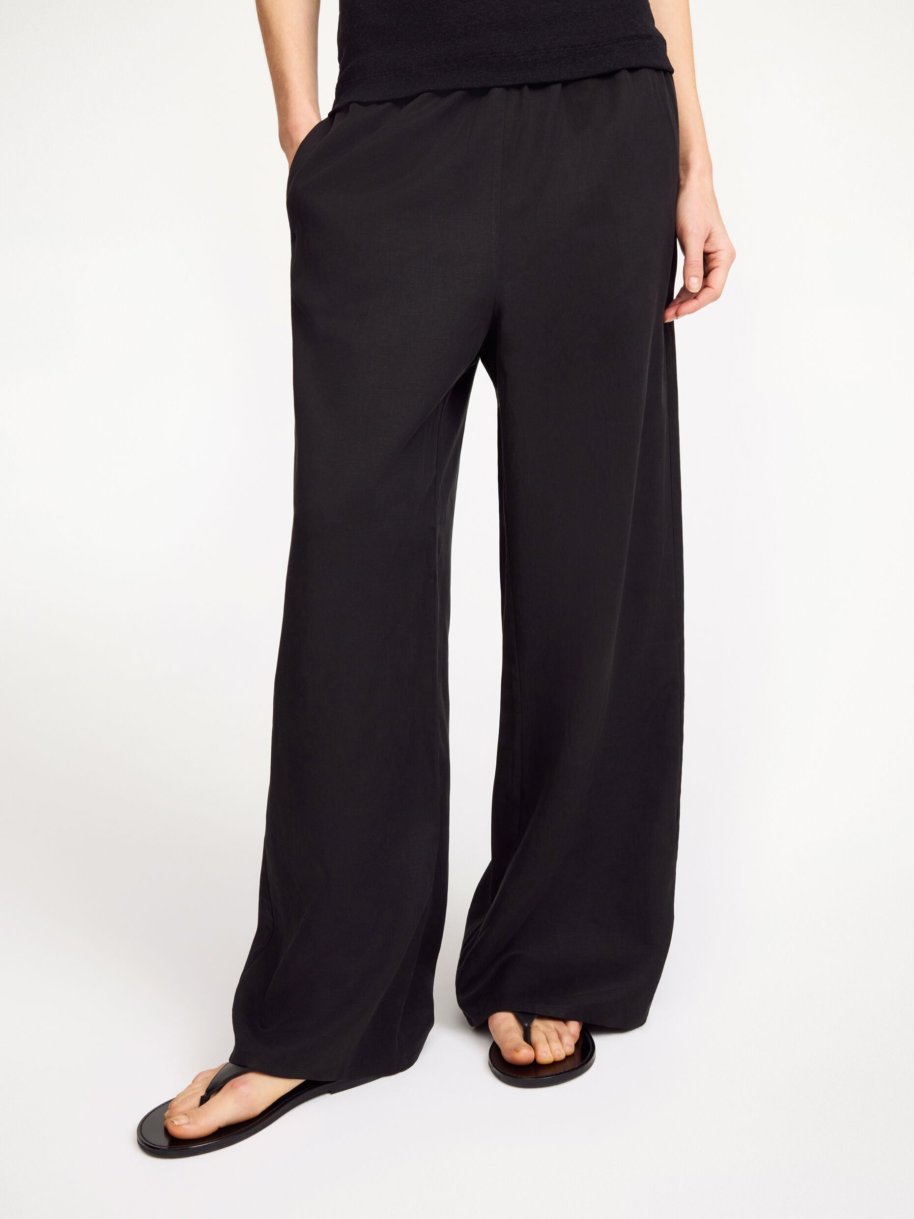 By Malene Birger Cabello wide-leg trousers black