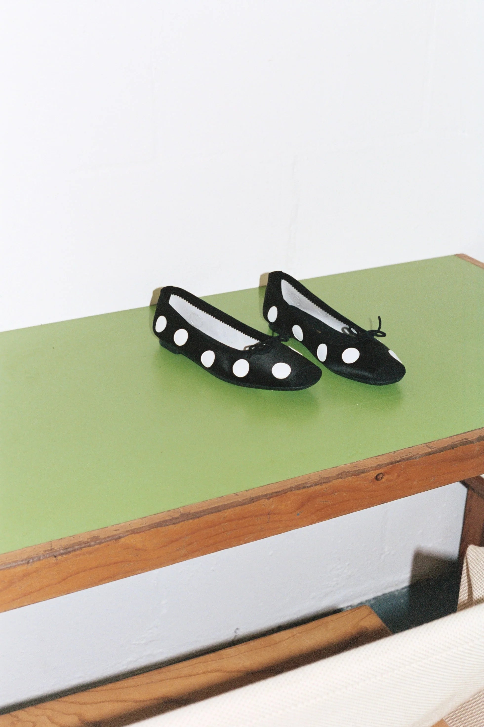 Home of Hai Harmony Ballerinas Black / White Polkadots